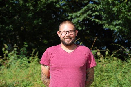 Das Porträt des Schulsozialarbeiters Johannes Falke